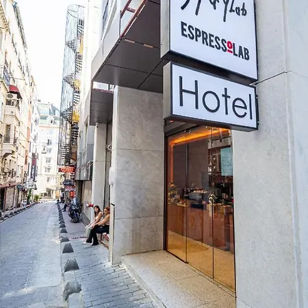 Lab Taksim 5*